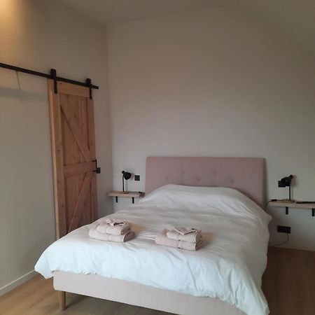 Komo Hill Stays - Guestroom Komo Cosy Kruisem 外观 照片